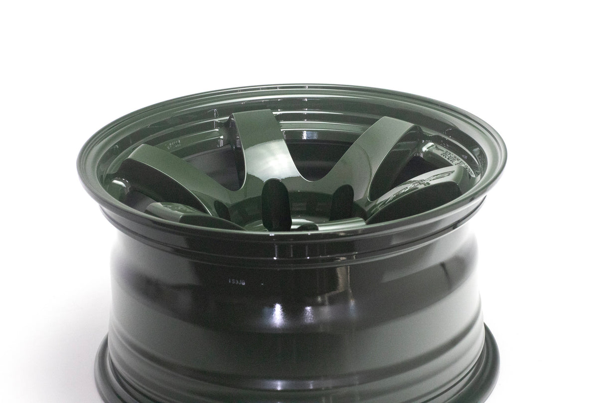 Gram Lights 57DR-X 17X8.5 +00 6x139.7 Jungle Green